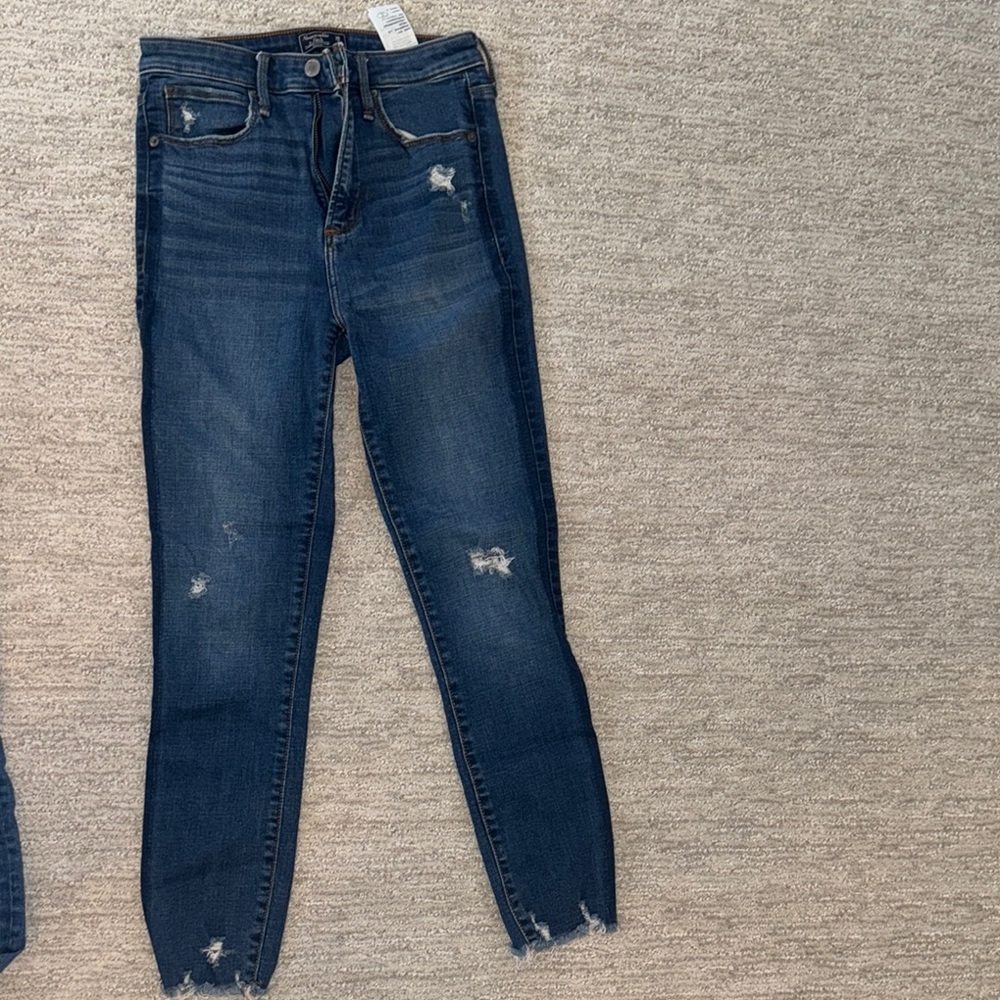Abercrombie & Fitch Women's Distressed Blue Jeans